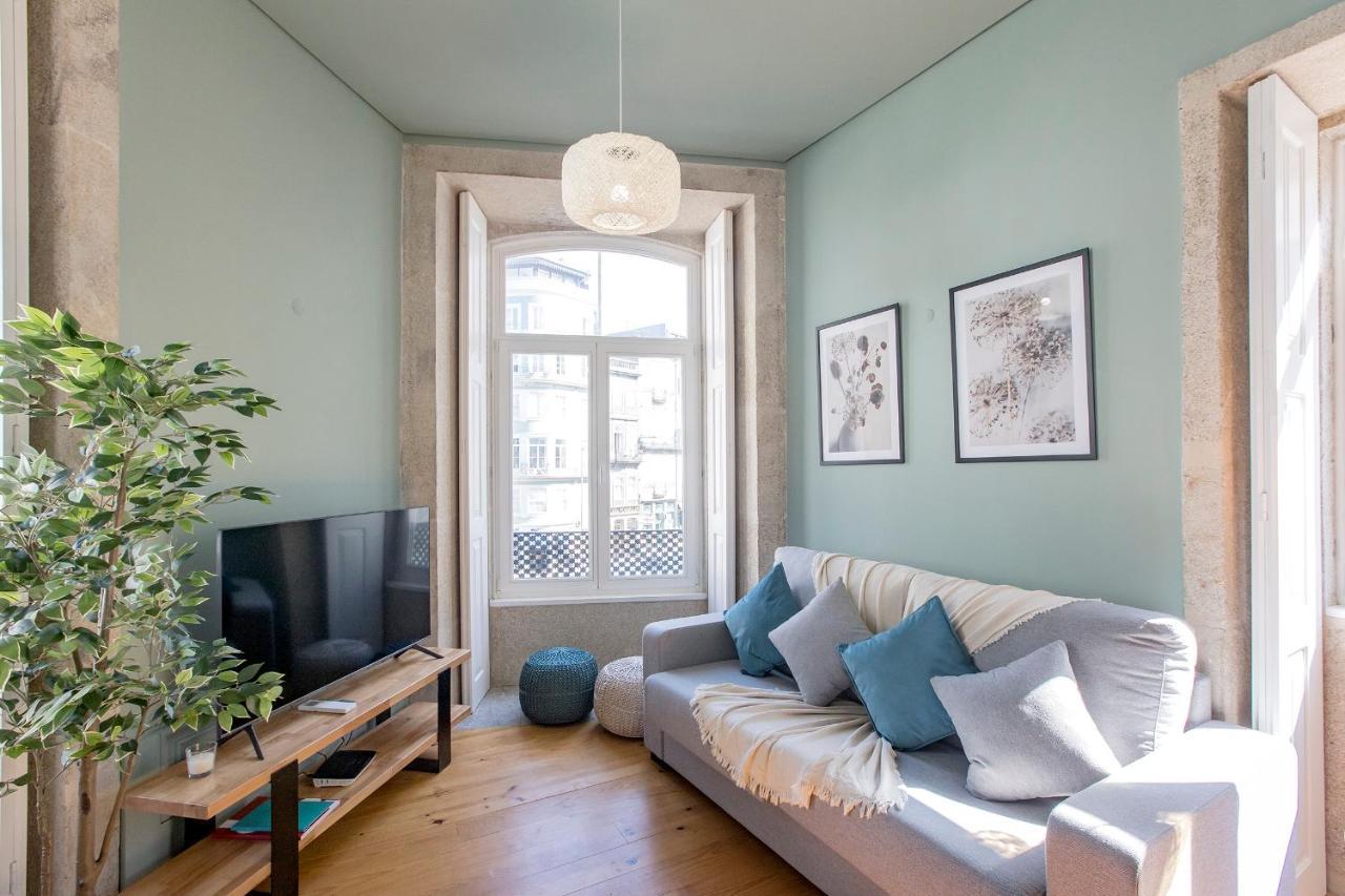 Mouzinho Darling 1Br W/ Ac In City Center By Lovelystay Porto Ngoại thất bức ảnh